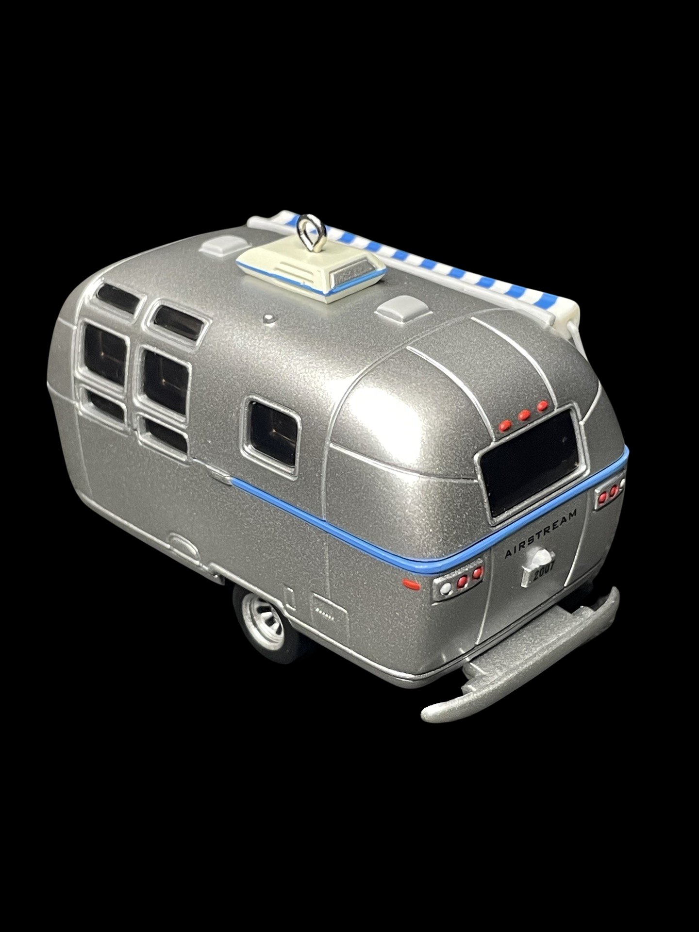 2007 Hallmark Keepsake Ornaments Airstream Dreams