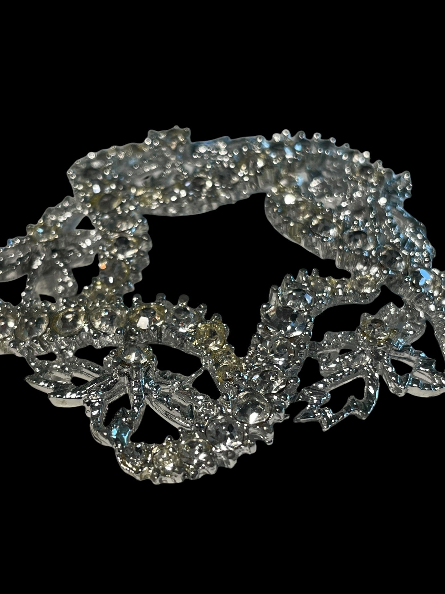 1930s Rhinestones Rhodium Plated Brooch Pin