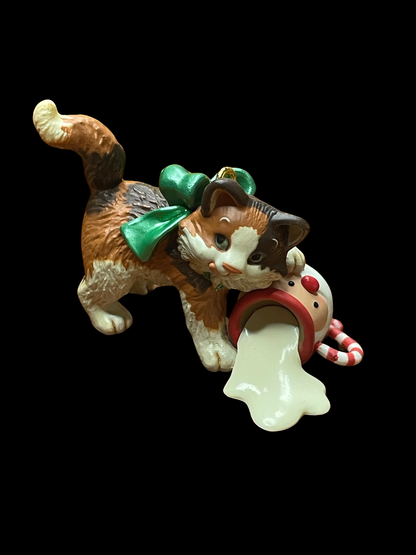 2008 Hallmark Keepsake Ornament Mischievous Kittens #10