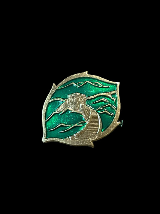 Green and Gold Tone Great Wall of China Leaf Shaped Enamel Brooch Pin