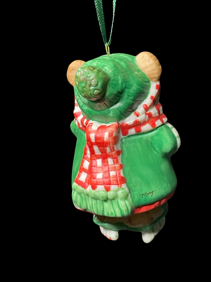 2001 Hallmark Keepsake Ornament Skating Sugar Bear Bell