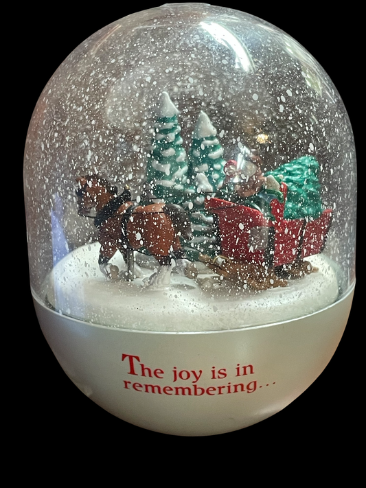 1990 Hallmark Keepsake Ornament The Joy is in Remembering