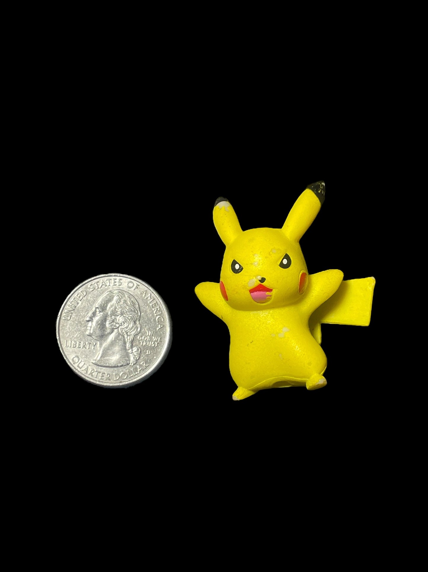 2015 Nintendo Pokemon Mini Pikachu Figurine