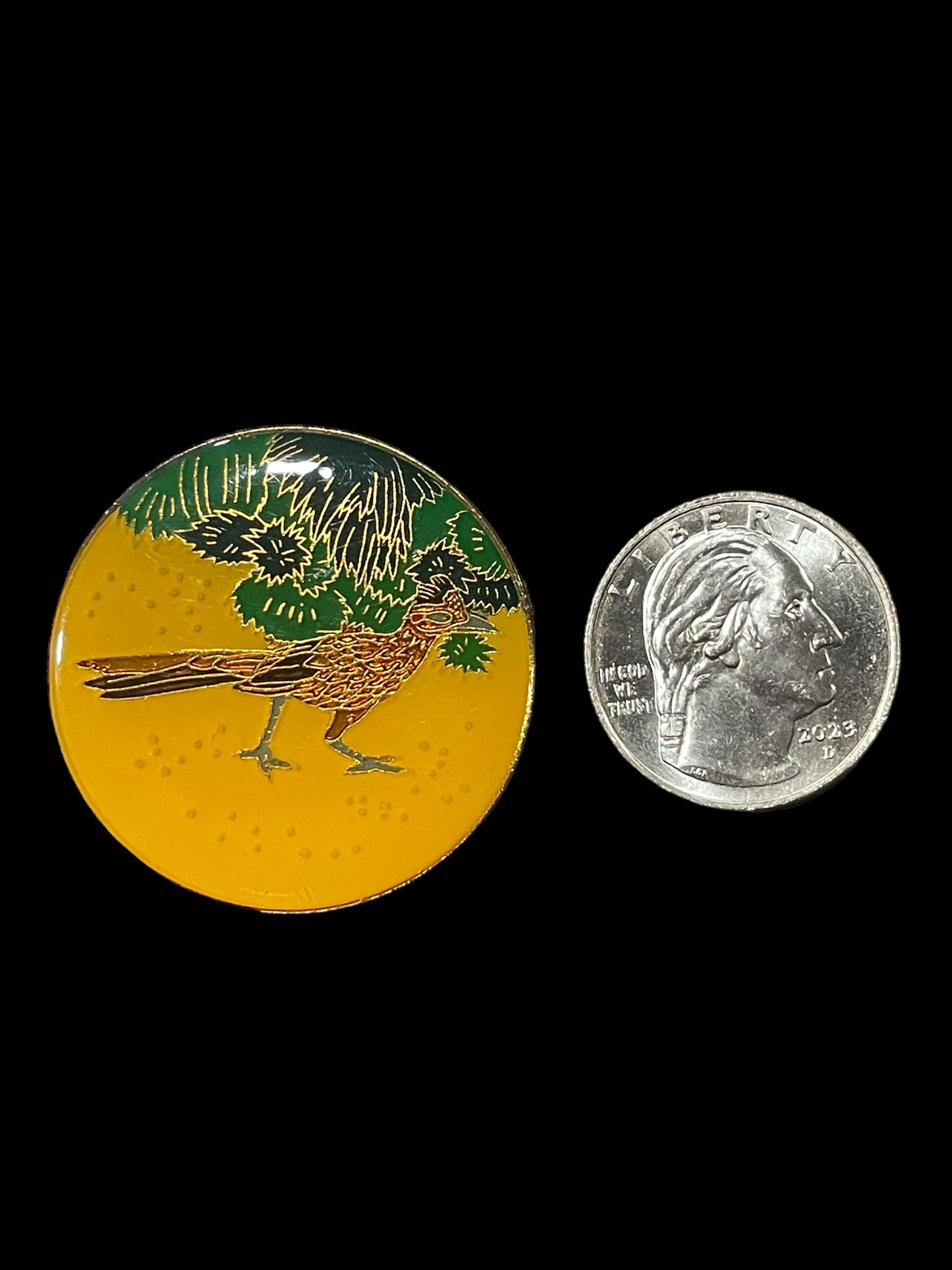 Vintage Round Road Runner Brooch Pin