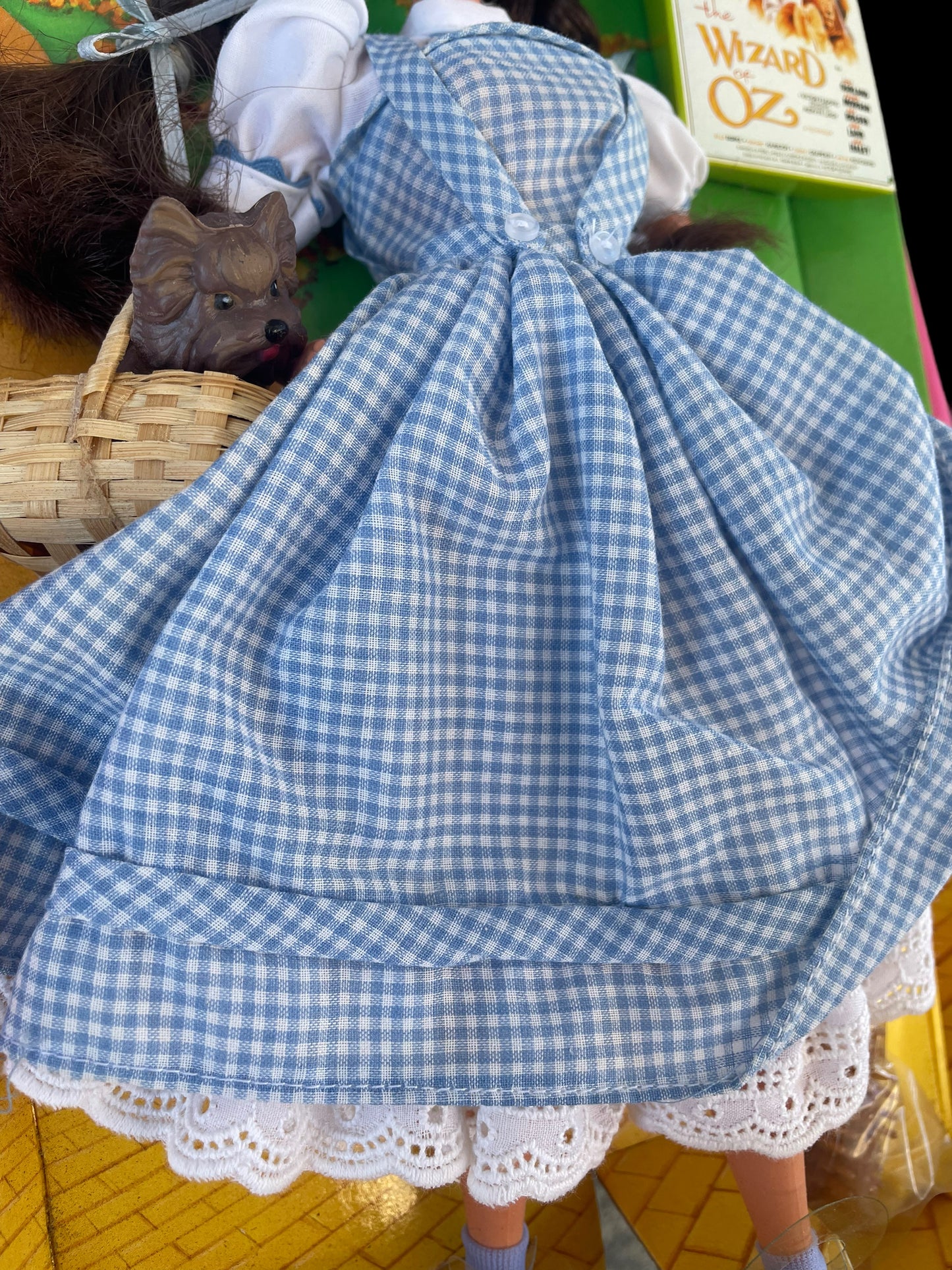 1994 Mattel Barbie Doll as Dorothy 12701