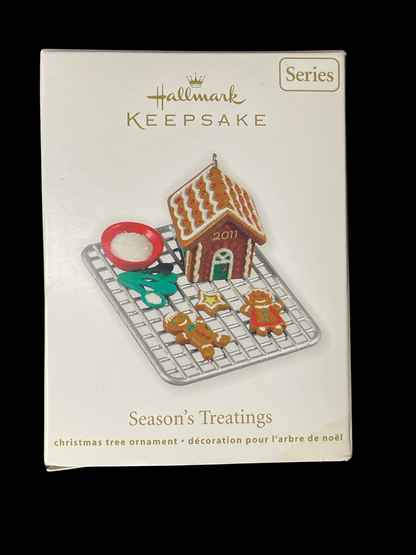 2011 Hallmark Keepsake Ornament Seasons Treatings #3