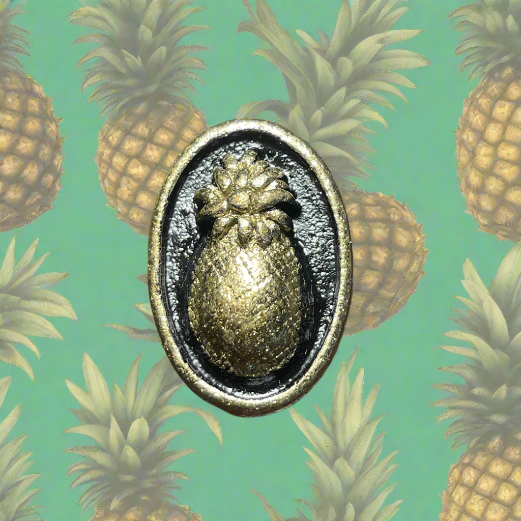 Gold Tone Metal Pineapple Fruit Brooch Pin Vintage