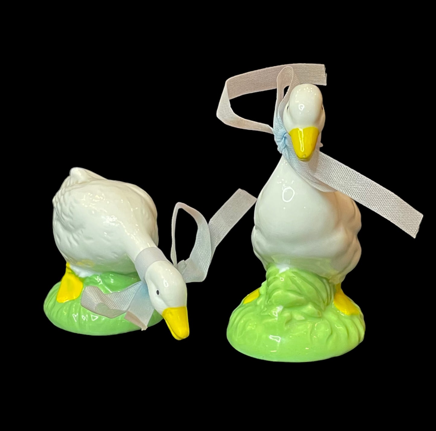 Pair of Vintage Mini Porcelain Ducks