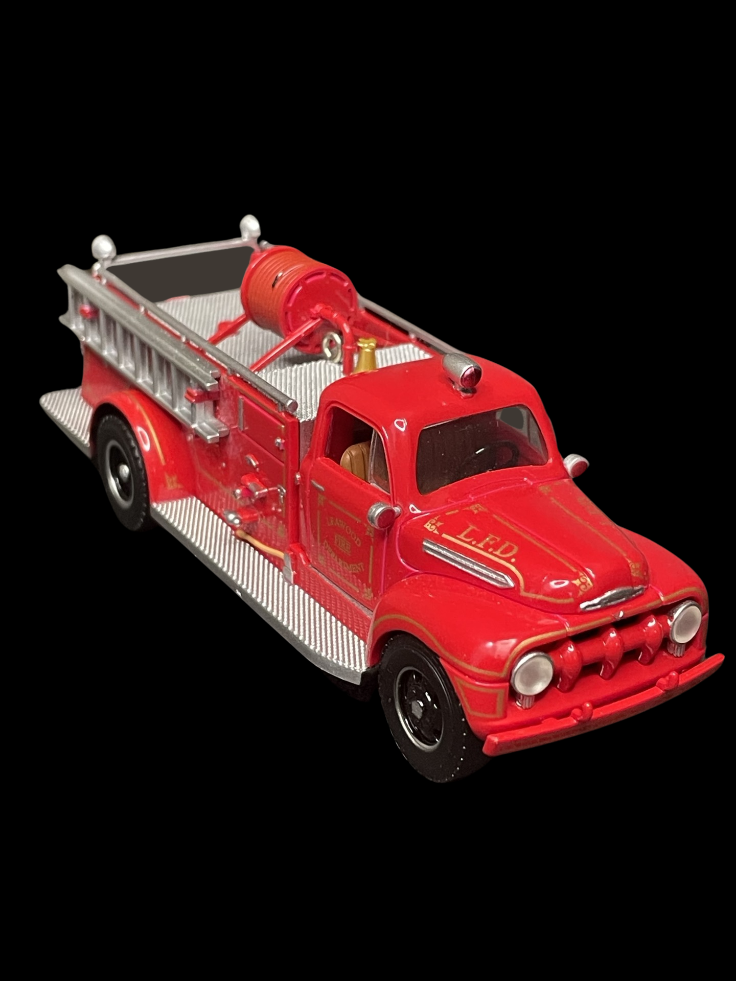 2010 Hallmark Keepsake Ornament 1951 Ford Fire Engine, Fire Brigade #8