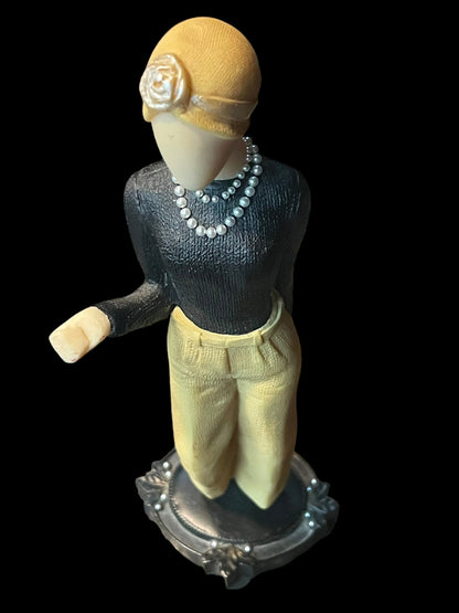 The Latest Thing Style Sensations Socialite Figurine