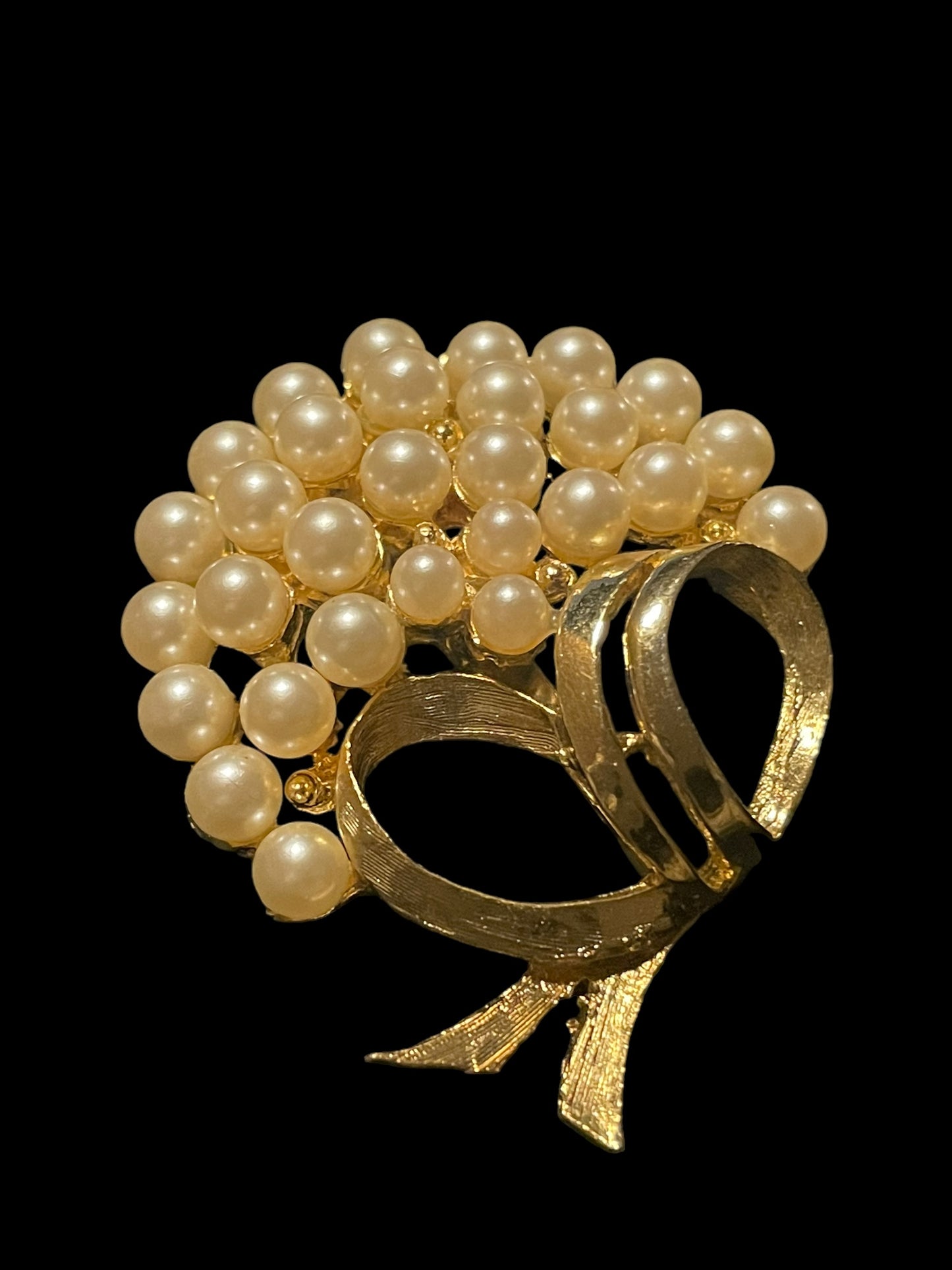 Vintage Faux Pearls Gold Tone Ribbon Brooch