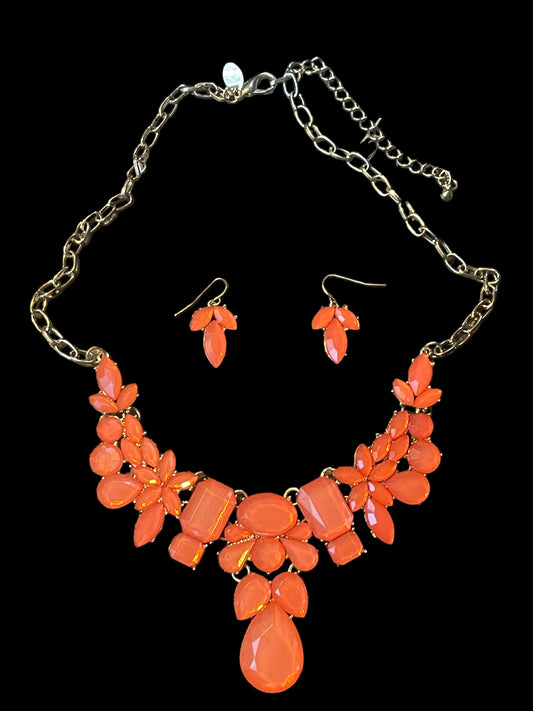 Charming Charlie Matching Vintage Coral Color Glass Necklace and Earrings Set