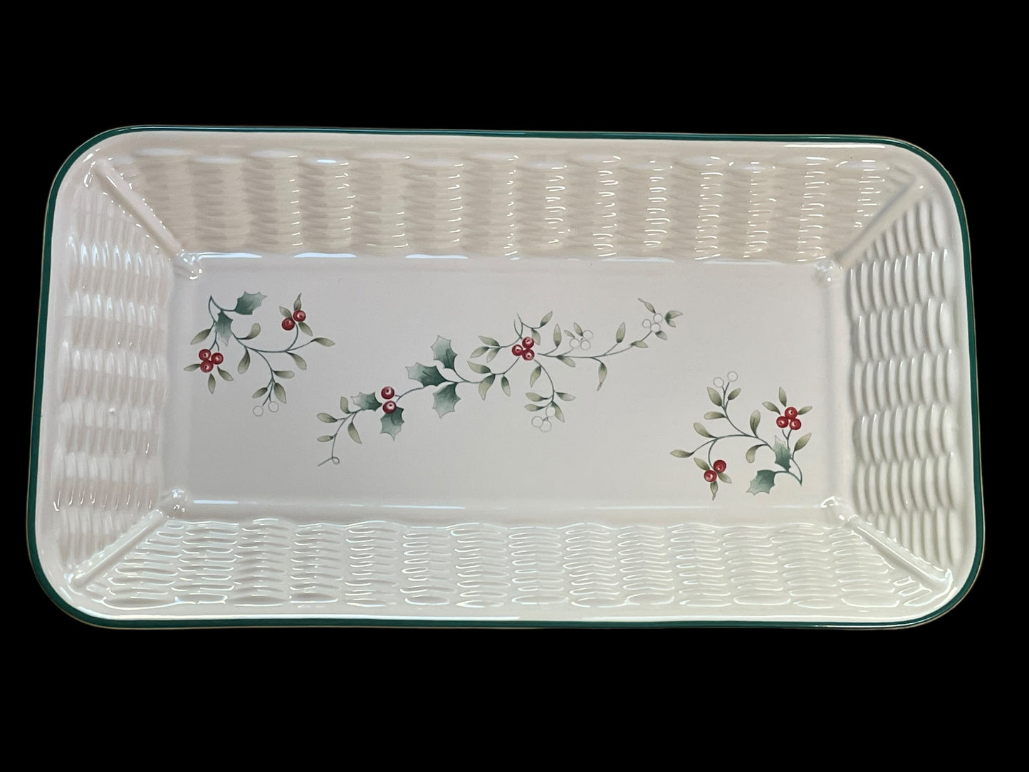 Pfaltzgraff Winterberry Ceramic Wicker Tray