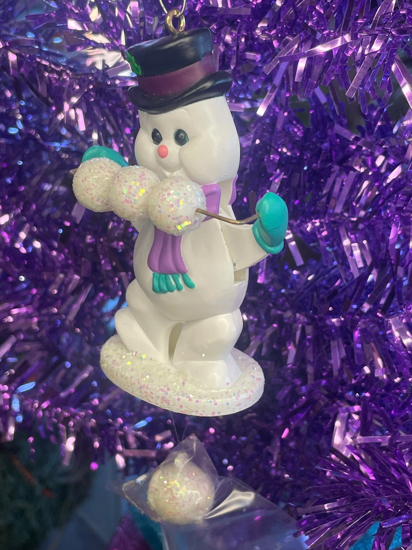 1988 Hallmark Keepsake Ornament Cool Juggler