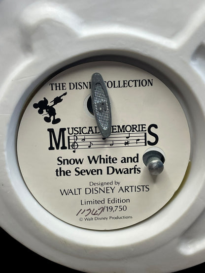 1985 Disney Snow White and the Seven Dwarfs Musical Memories Limited Edition Music Box