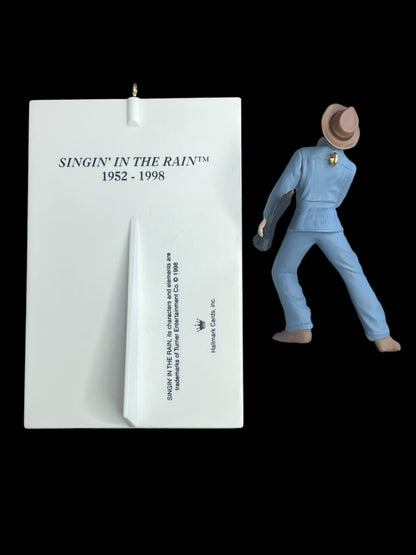 1998 Hallmark Keepsake Singin' in The Rain Set of 2 Miniature