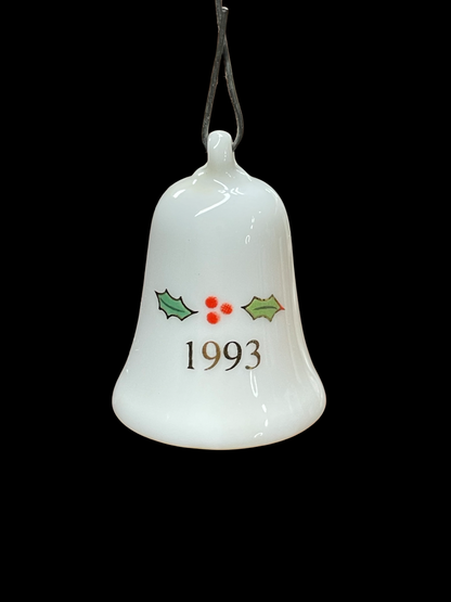 1993 Hallmark Keepsake Ornament Thimble Bells #4, Miniature