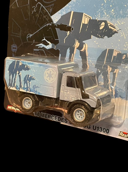 2019 Hot Wheels Premium Star Wars '88 Mercedes Unimog U1300 2 of 5