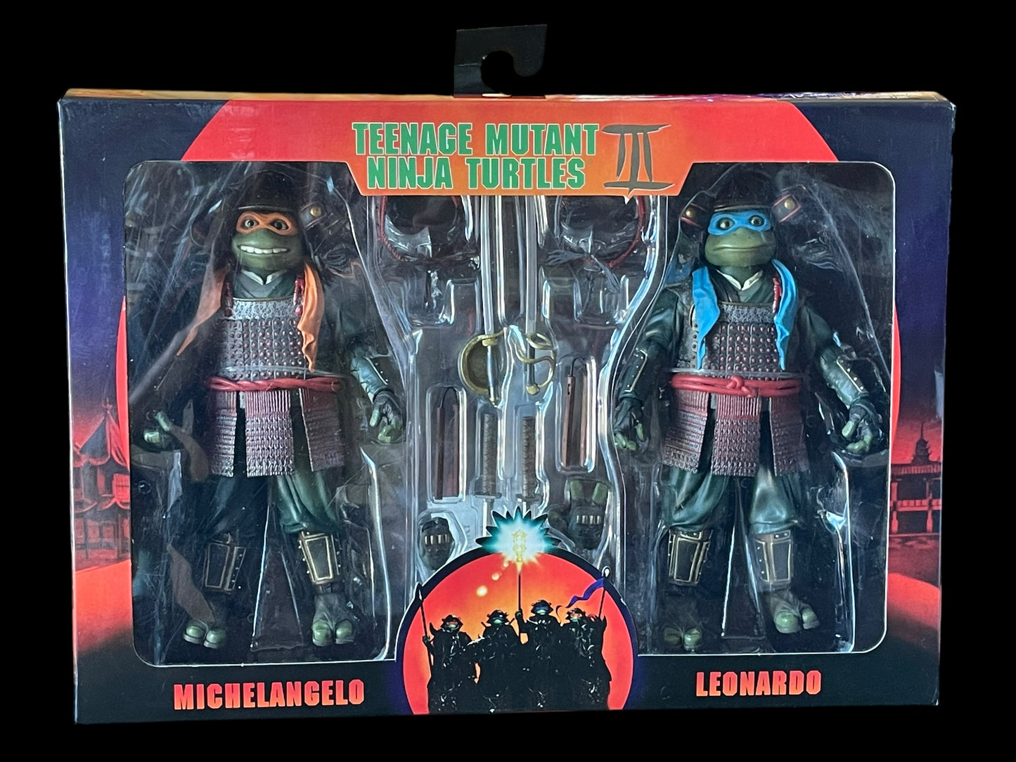 2023 NECA Teenage Mutant Ninja Turtles Michelangelo & Leonardo 2-Pack