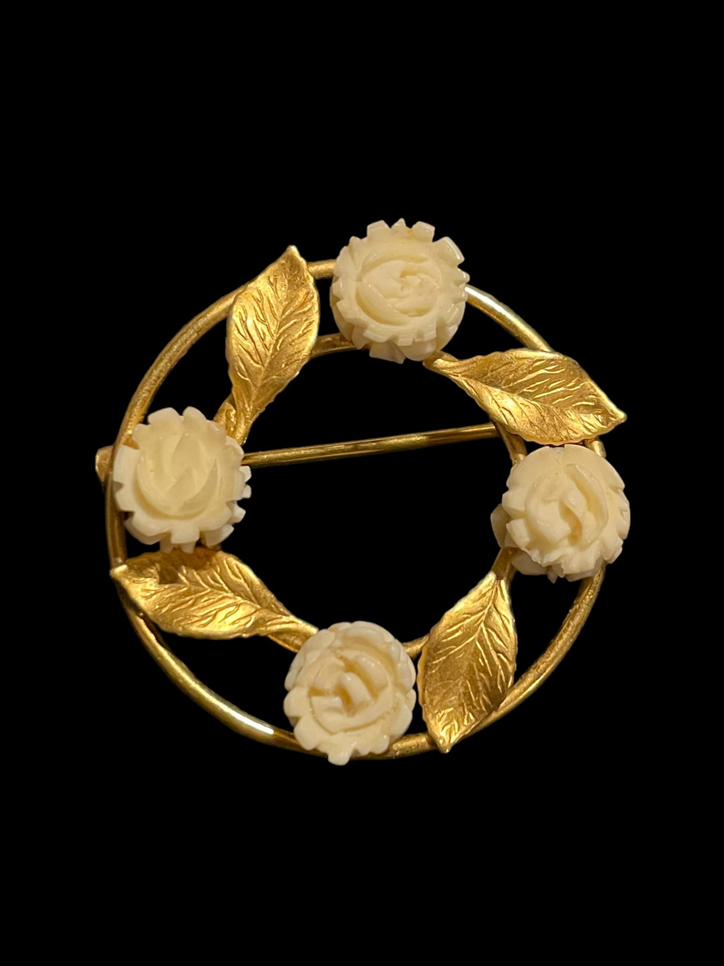 Vintage 12k Gold Filled TGF Carved Bovine Flowers Wreath Brooch Pin