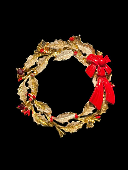 Vintage Gold Tone Christmas Wreath with Red Enamel Ribbon and Rhinestones Brooch