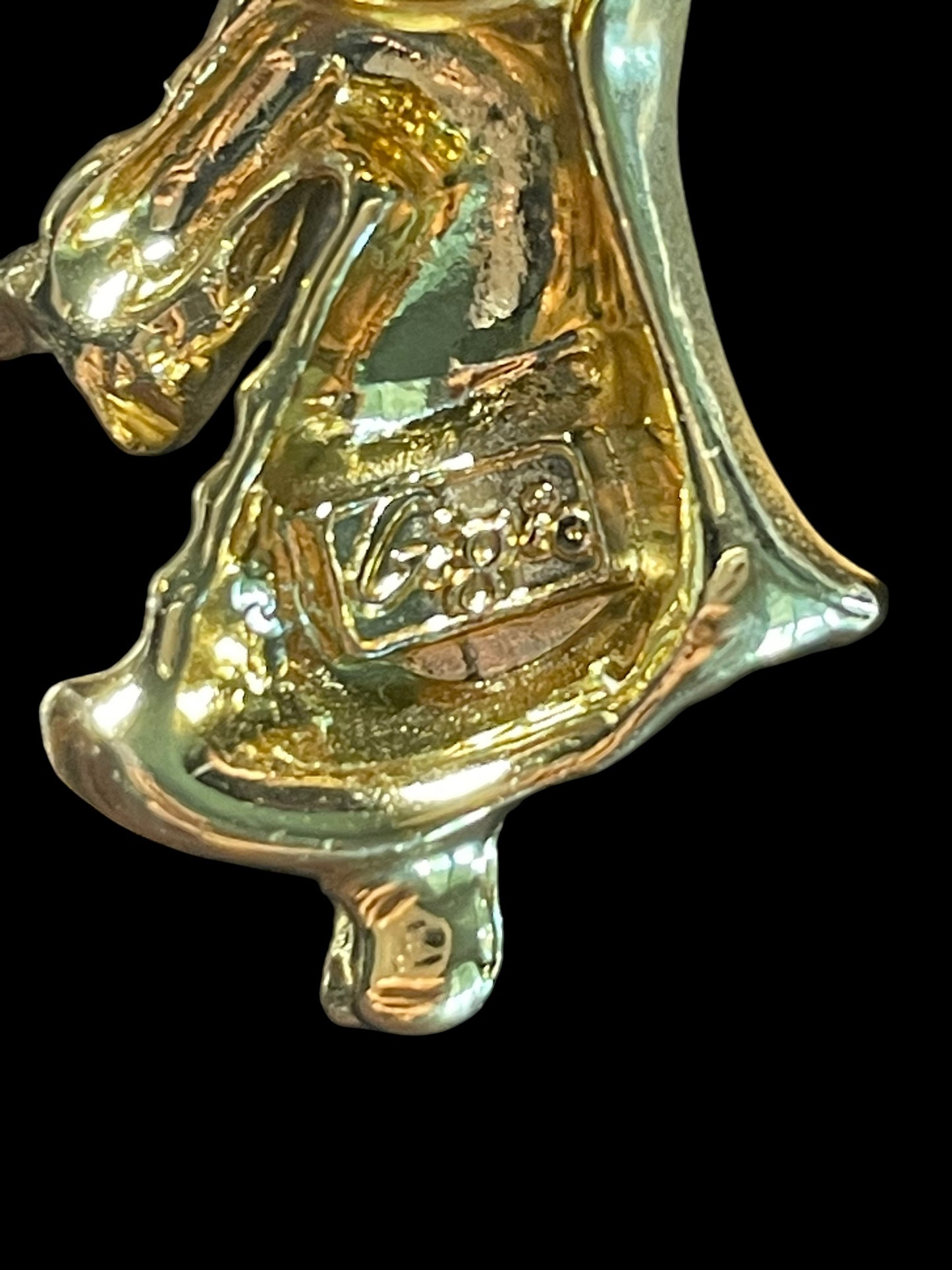 1994 Gigi Giusti Gold Toned Guardian Angel Brooch Pin