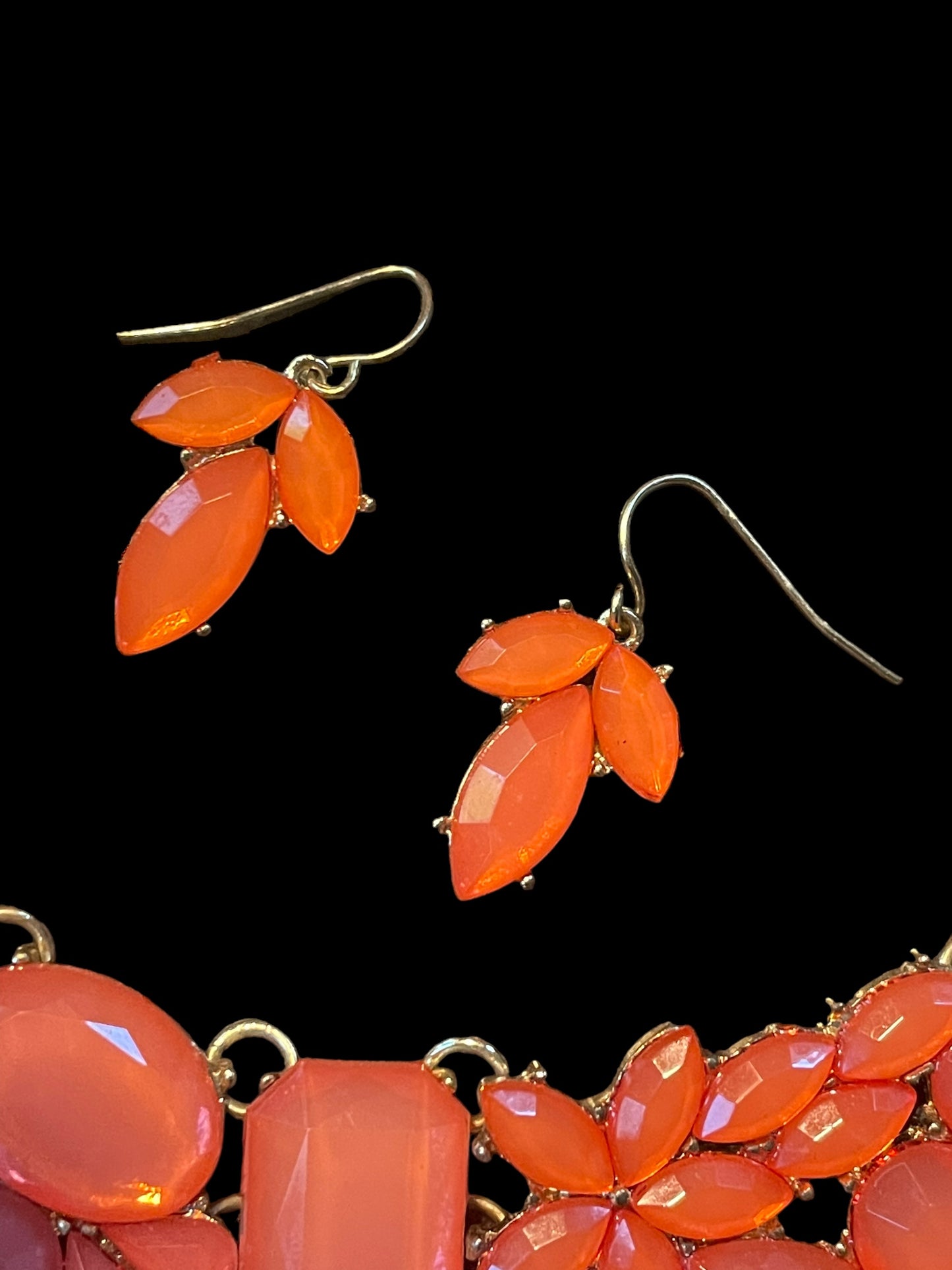 Charming Charlie Matching Vintage Coral Color Glass Necklace and Earrings Set