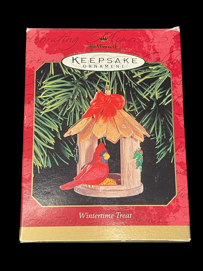 1999 Hallmark Keepsake Ornament Wintertime Treat