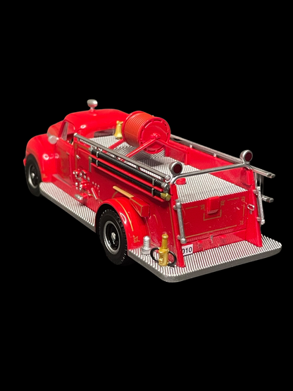 2010 Hallmark Keepsake Ornament 1951 Ford Fire Engine, Fire Brigade #8