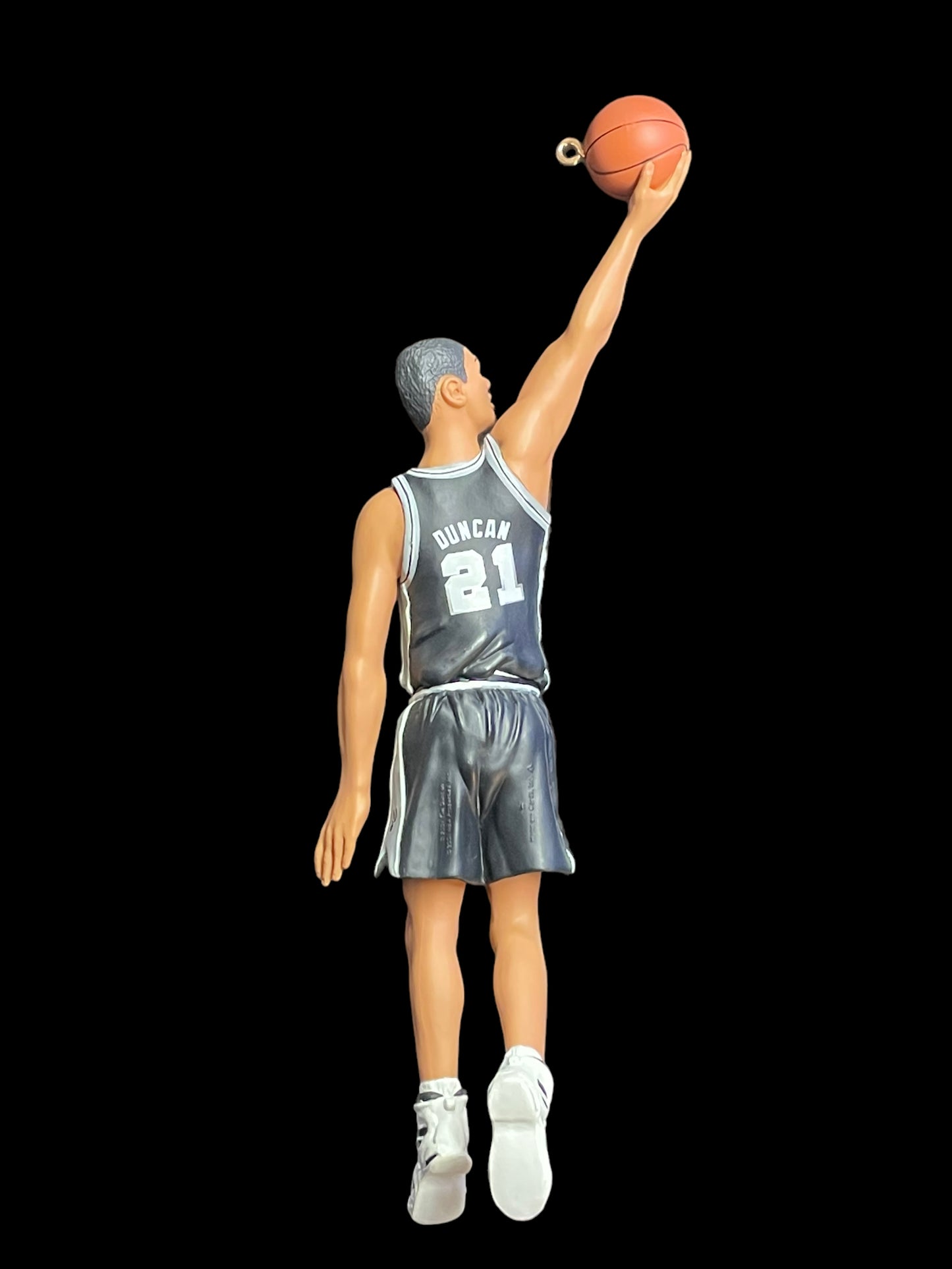 2001 Hallmark Keepsake Ornament Tim Duncan