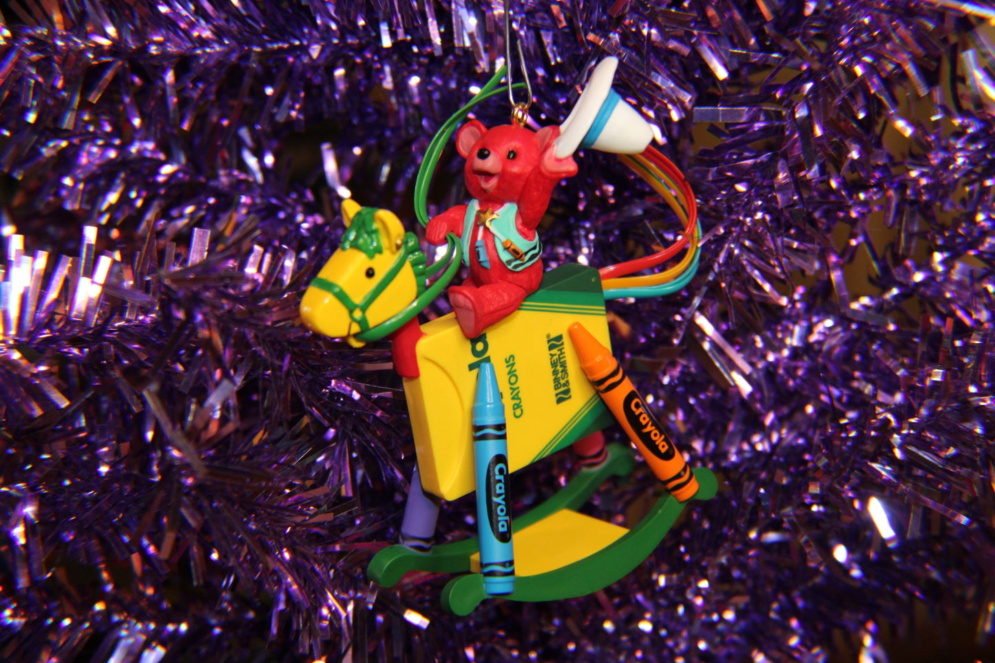 1997 Hallmark Keepsake Ornament Bright Rocking Colors Crayola Crayon #9