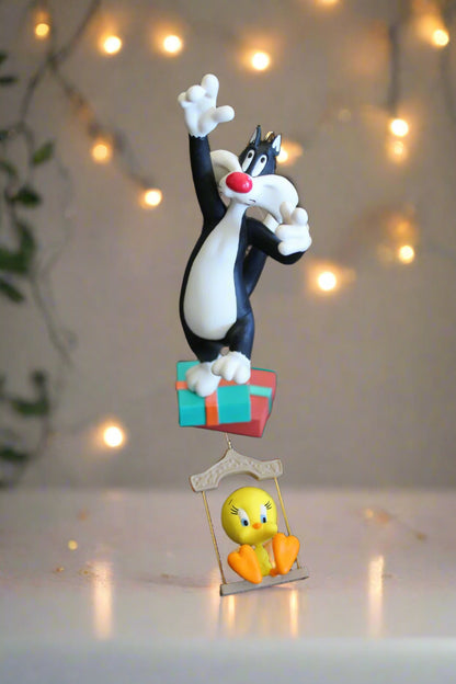 1995 Hallmark Keepsake Ornaments Sylvester and Tweety Looney Tunes Set of Two