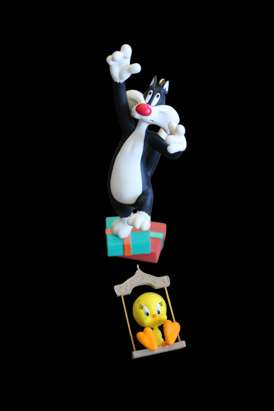 1995 Hallmark Keepsake Ornaments Sylvester and Tweety Looney Tunes Set of Two