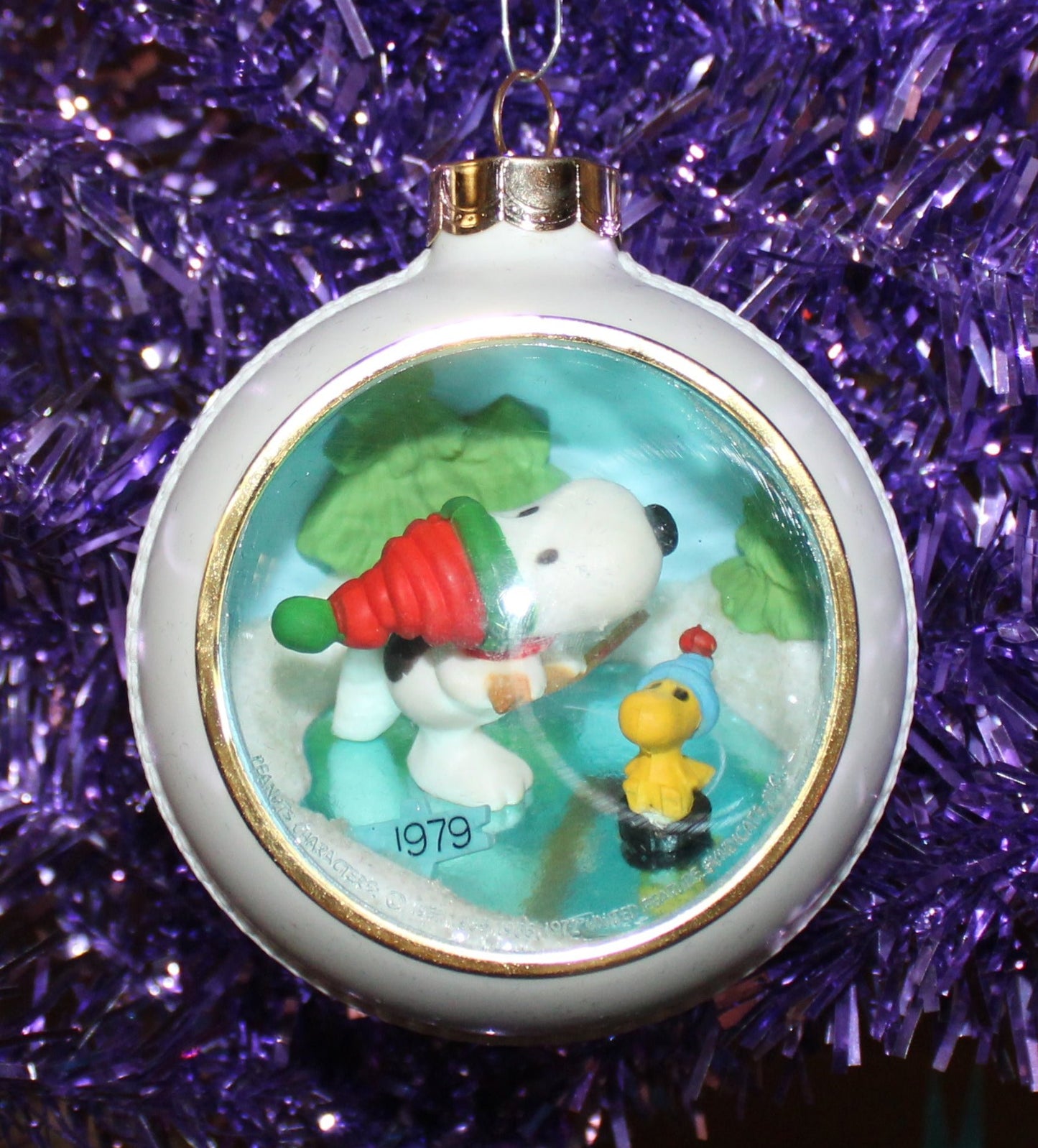 1979 Hallmark Tree Trimmer Dated Ornament Ice Hockey Holiday Peanuts Snoopy