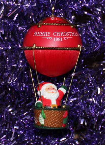 1981 Hallmark Keepsake Ornament Sailing Santa Hot Air Balloon