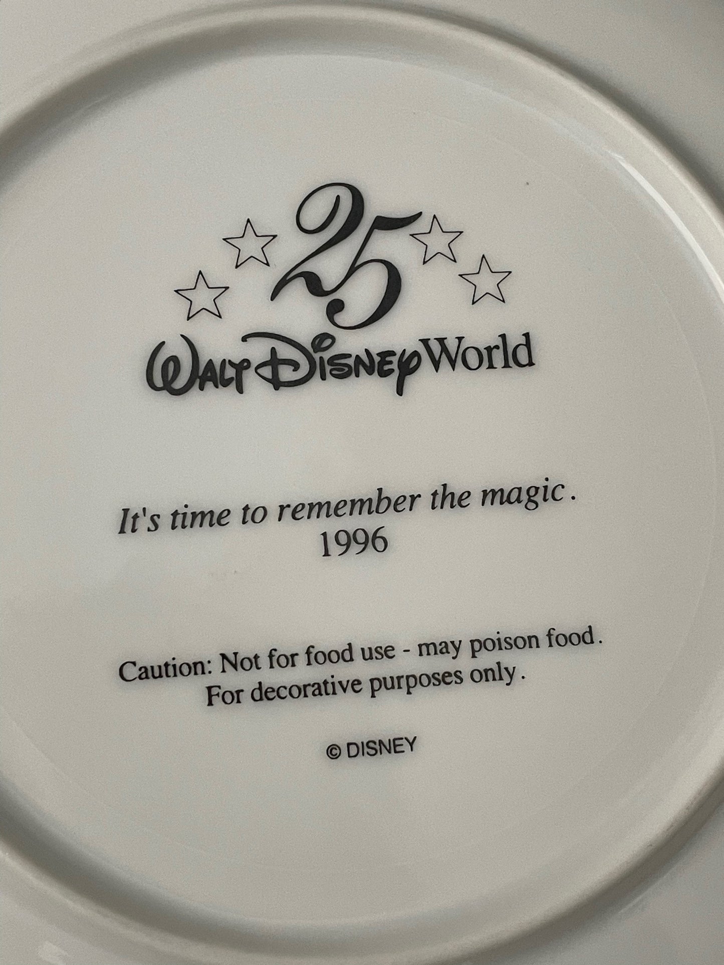 1996 Walt Disney World 25 Years Anniversary Decorative Plate