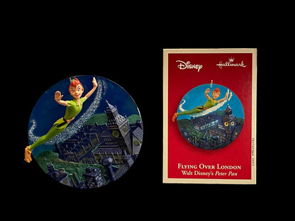 Hallmark Keepsake Ornament Peter Pan Flying Over London Light Up