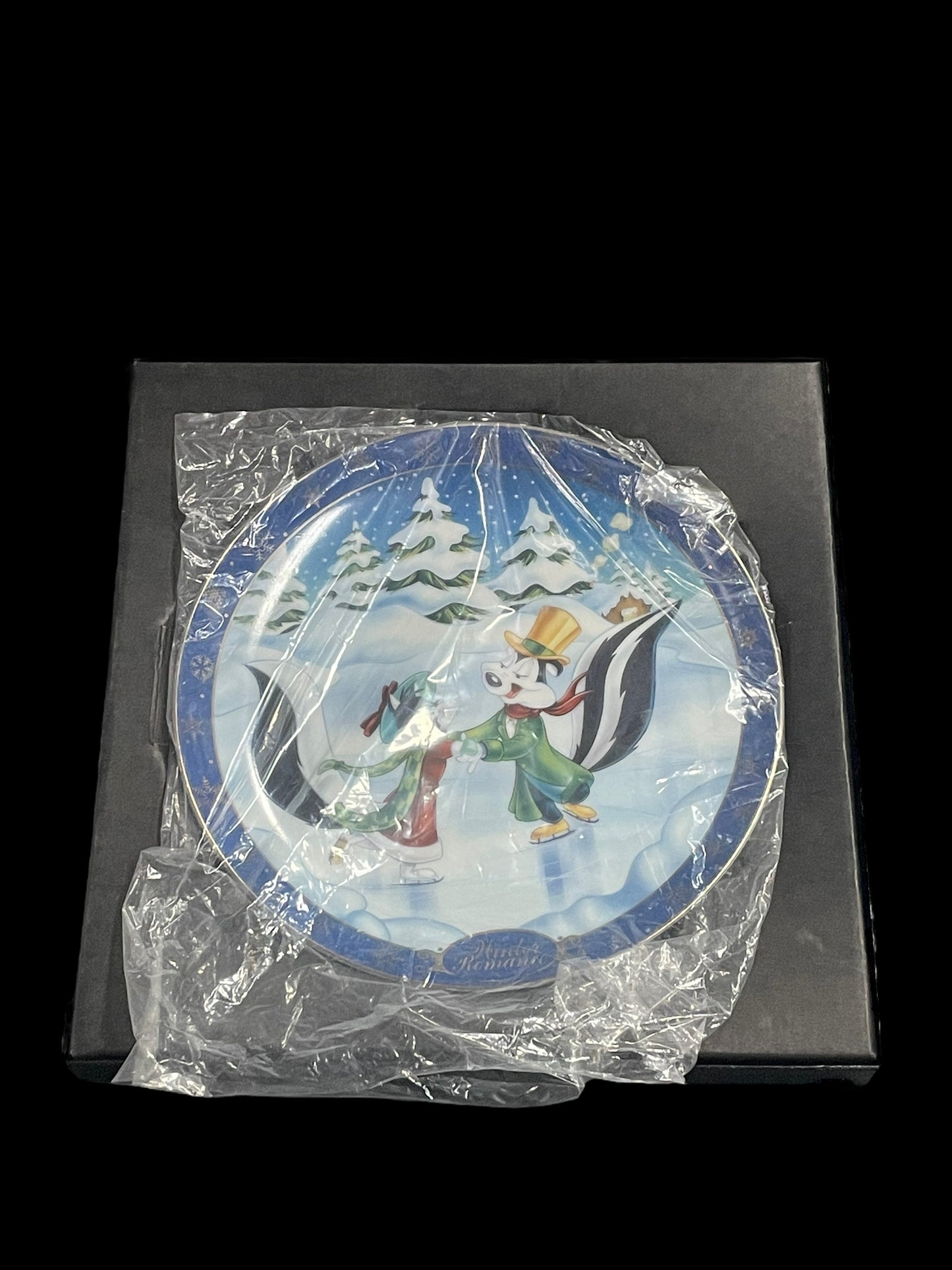 1996 Warner Bros Pepe Le Pew Winter Romance Plate Limited Edition /2500