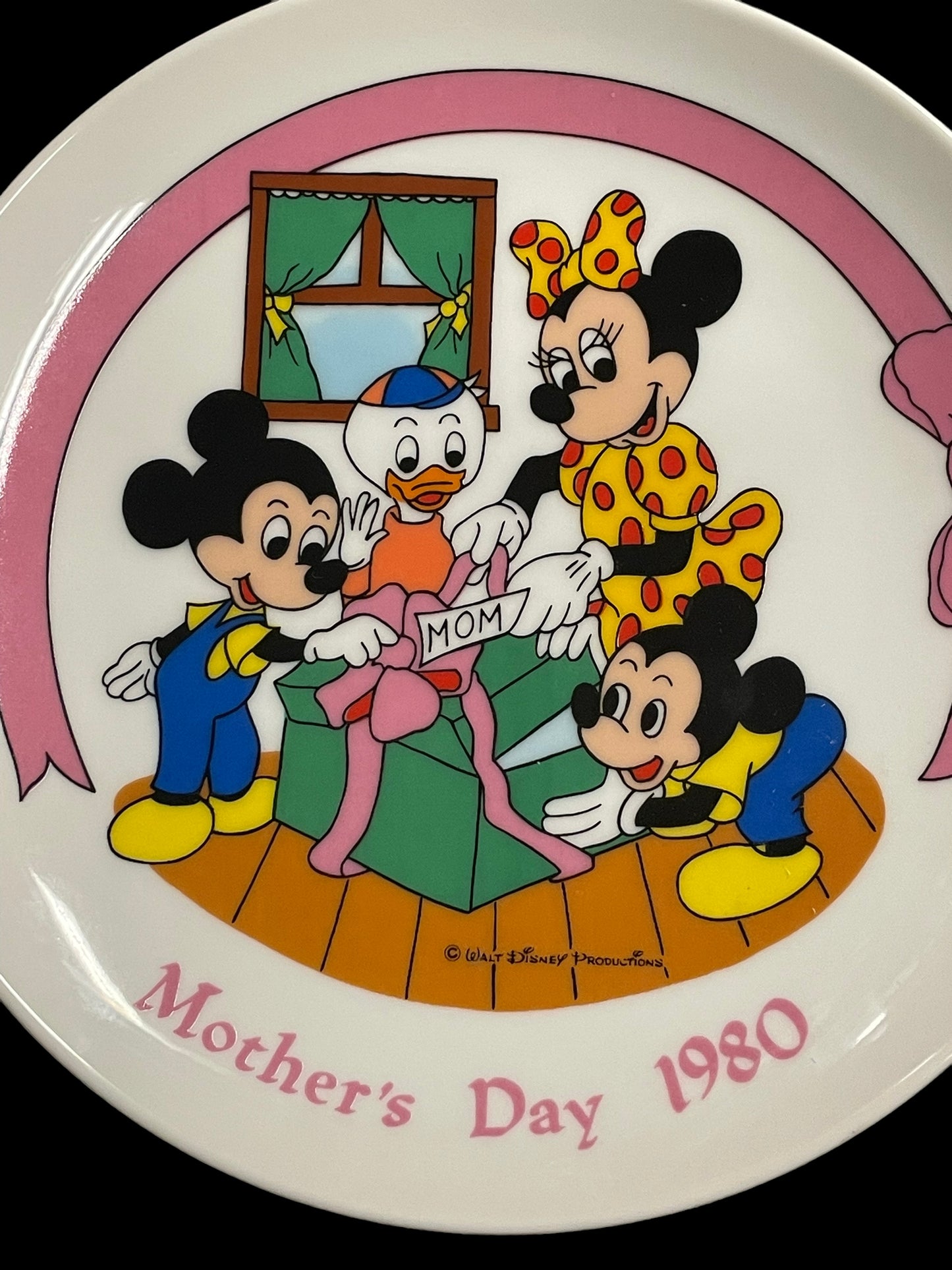 1980 Walt Disney's Mother's Day Minnie's Surprise Schmid Decorative Plate