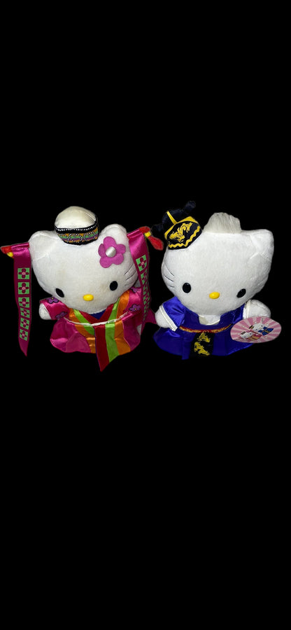 2000 McDonald’s Korean Wedding Hello Kitty Plush Set