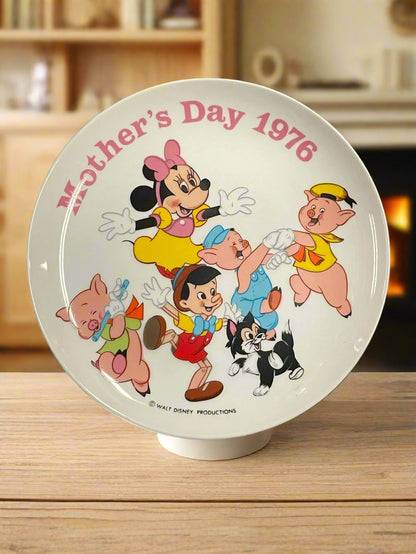 1976 Walt Disney's Minnie Mouse Pinocchio Mother's Day Schmid Decorative Plate