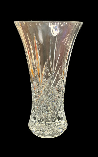 Crystal D’Arques France Heavy Crystal Cut 9 1/2” 24% Lead Crystal Flower Vase