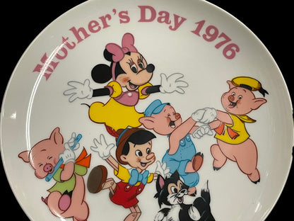 1976 Walt Disney's Minnie Mouse Pinocchio Mother's Day Schmid Decorative Plate