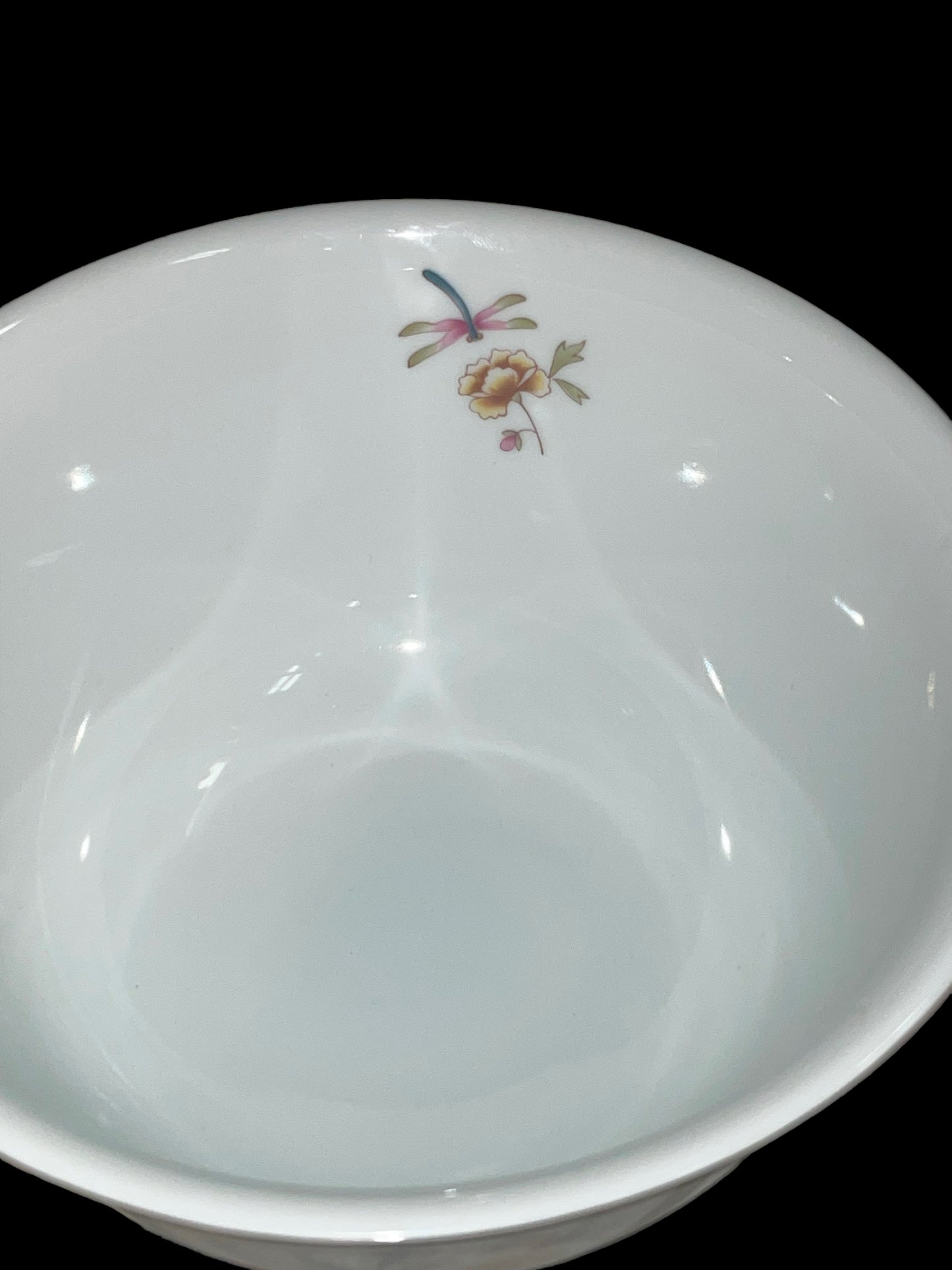 1981 Avon American Heirloom Collection Porcelain Bowl with Stand