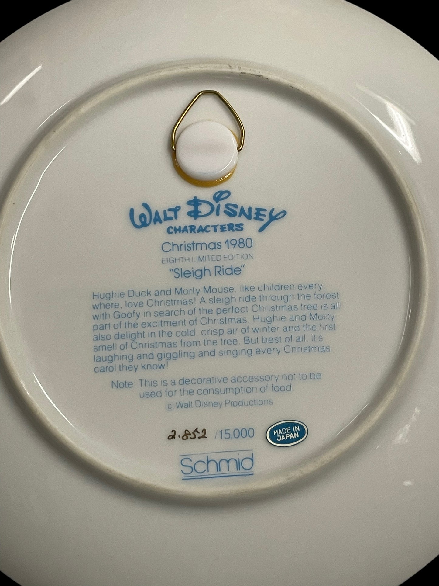 1980 Walt Disney's Sleight Ride Goofy Mickey Mouse Schmid Decorative Plate