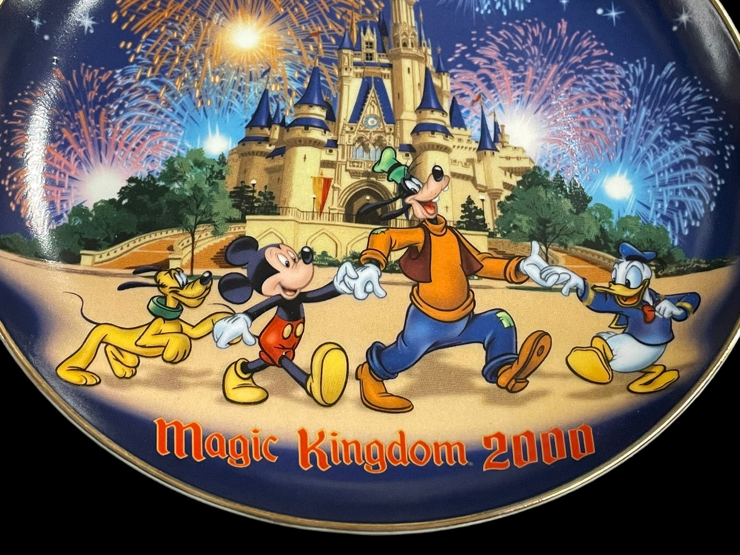 2000 Disney Magic Kingdom Plate