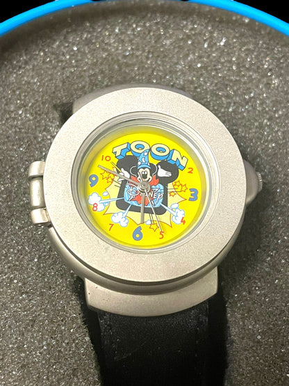 Vintage 90s Toon Disney Mickey Mouse Pop Out Watch