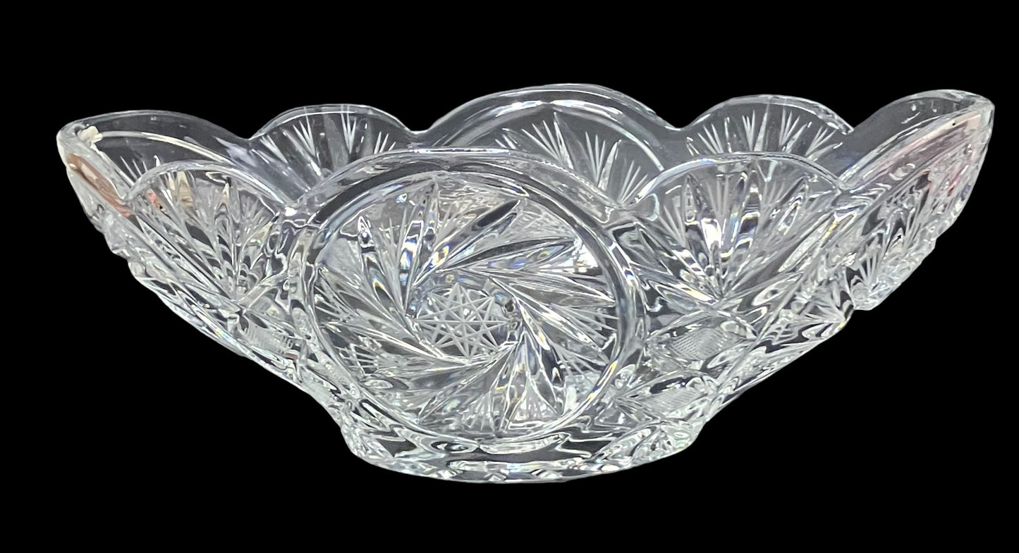 Heavy 24% Lead Crystal Oval Bowl Pinwheel Pattern