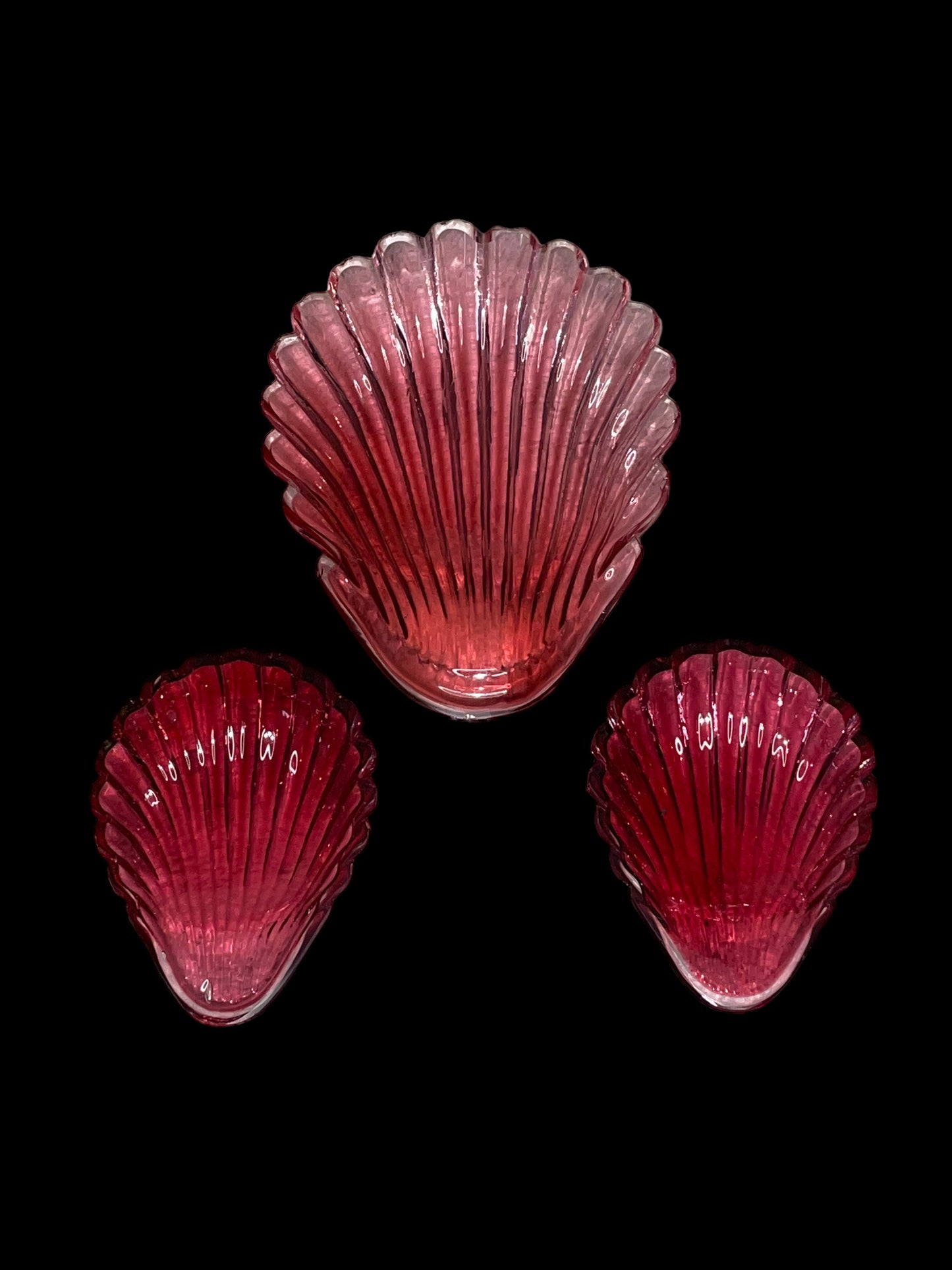 Cranberry Glass Small/Mini Seashells Set of 3